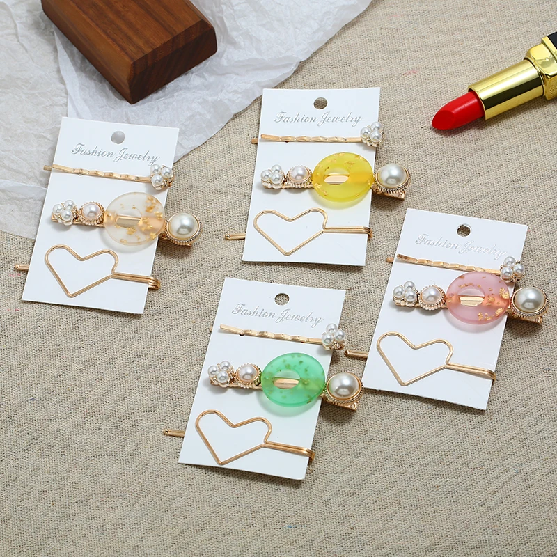 XIYANIKE Women Hairpins 3Pcs/Set Gold Heart Shaped Transparent Glossy Hollow Round Korean Styling Pearls Elaborate Hair Clip
XIYANIKE Women Hairpins 3Pcs/Set Gold Heart Shaped Transparent Glossy Hollow Round Korean Styling Pearls Elaborate Hair Clip