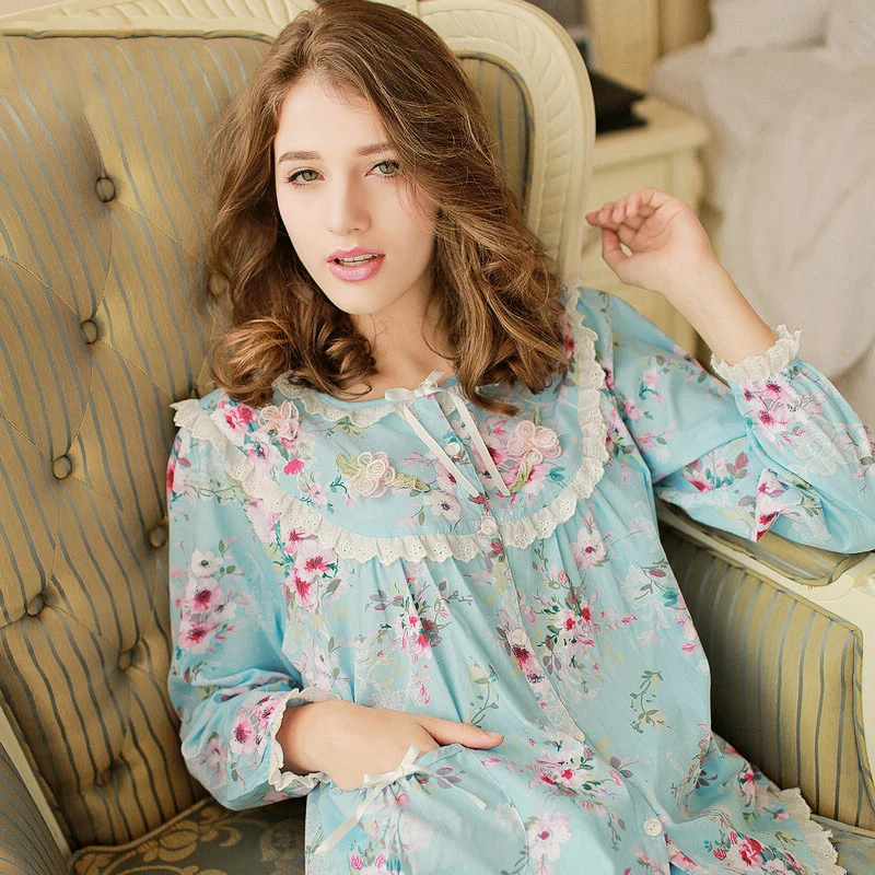 Female pyjama set Lace Long-Sleeve Sleepwear Women Pajamas Woven 100% Cotton Pajama Set Lounge home clothing Free Shipping
Female pyjama set Lace Long-Sleeve Sleepwear Women Pajamas Woven 100% Cotton Pajama Set Lounge home clothing Free Shipping