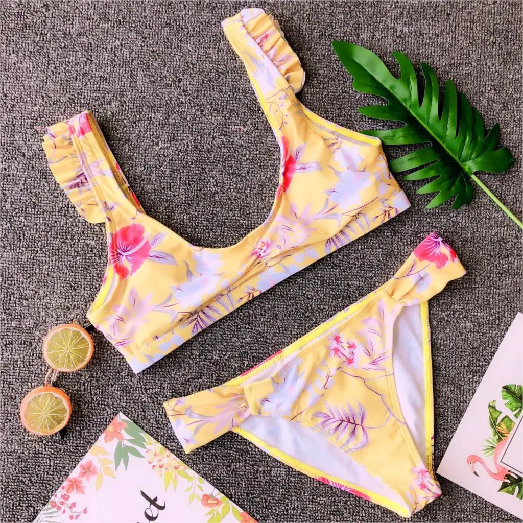 ZTVitality Print Ruffles Swimsuit Women 2018 New Arrival Padded Bra Beach Push Up Bikini Low Waist Sexy Swimwear Women Biquini
ZTVitality Print Ruffles Swimsuit Women 2018 New Arrival Padded Bra Beach Push Up Bikini Low Waist Sexy Swimwear Women Biquini