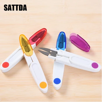 Fishing scissors random color Small scissors with cap transparent with cover of scissors yarn Cross-stitch embroidery
Fishing scissors random color Small scissors with cap transparent with cover of scissors yarn Cross-stitch embroidery