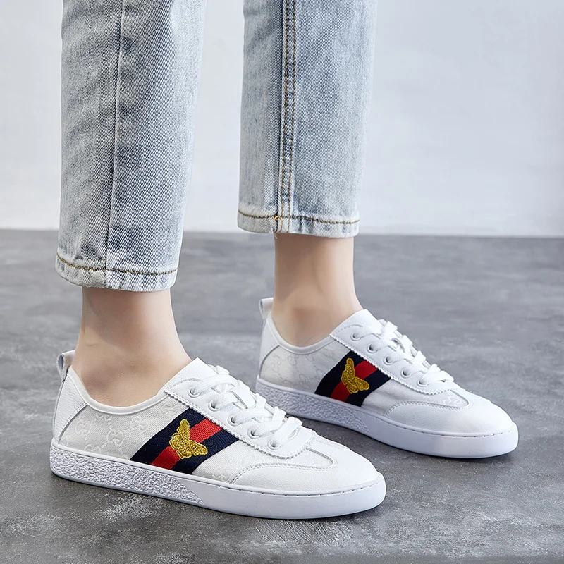 Little White Shoes Female Autumn Leisure Fashion Tide Bee Female Shoes Sports Board Shoes
Little White Shoes Female Autumn Leisure Fashion Tide Bee Female Shoes Sports Board Shoes