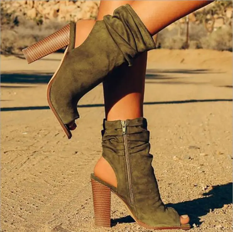 New women's shoes fish mouth in the tube super high with large size explosion models women's sandals
New women's shoes fish mouth in the tube super high with large size explosion models women's sandals