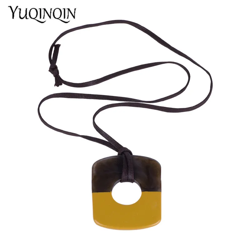 Classic Fashion Acrylic Necklaces for Women With Big Resin Geometric Pendant Long Leather Chains Necklace Gifts Party Jewelry
Classic Fashion Acrylic Necklaces for Women With Big Resin Geometric Pendant Long Leather Chains Necklace Gifts Party Jewelry