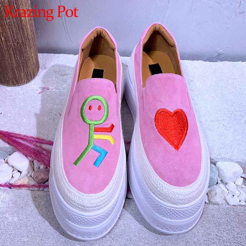 Krazing Pot sheep suede oriental round toe slip on sneaker embroidery cute design British school young lady vulcanized shoes L18
Krazing Pot sheep suede oriental round toe slip on sneaker embroidery cute design British school young lady vulcanized shoes L18