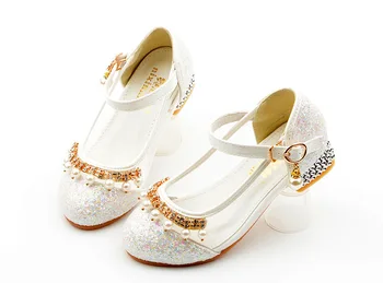 2019 four seasons glisten children's crystal shoes leather girls high-heeled performance princess Dance dress ball party shoes
2019 four seasons glisten children's crystal shoes leather girls high-heeled performance princess Dance dress ball party shoes