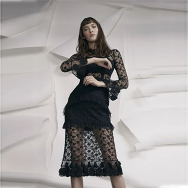 HIGH QUALITY Newest Fashion Runway 2019 Designer Dress Women's Flare Sleeve Black Lace Midi Dress
HIGH QUALITY Newest Fashion Runway 2019 Designer Dress Women's Flare Sleeve Black Lace Midi Dress