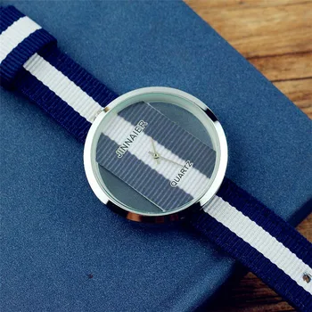 luxury brand women fashion Hollow out casual quartz watch unisex high quality simple dial nylon couple watch
luxury brand women fashion Hollow out casual quartz watch unisex high quality simple dial nylon couple watch