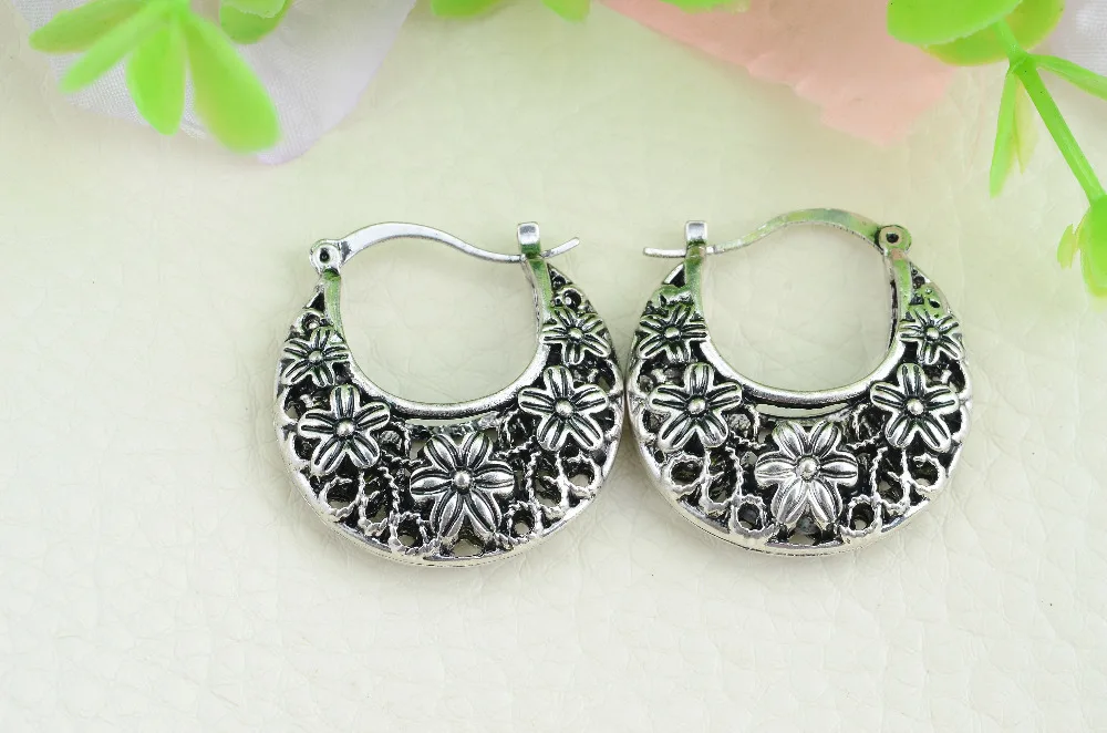 High Quality Fashion Vintage Cutout style Copper earrings gifts,high quality plated silver earrings FE009
High Quality Fashion Vintage Cutout style Copper earrings gifts,high quality plated silver earrings FE009