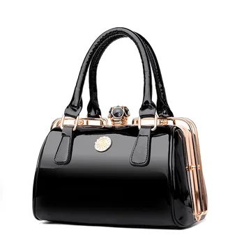 Brand designer fashion head bone diamond women evening clutch bag crystal Skull dames handbag studded bright side bolso mujer
Brand designer fashion head bone diamond women evening clutch bag crystal Skull dames handbag studded bright side bolso mujer