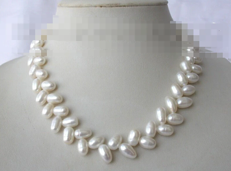 0699 baroque white freshwater cultured pearl necklace
0699 baroque white freshwater cultured pearl necklace