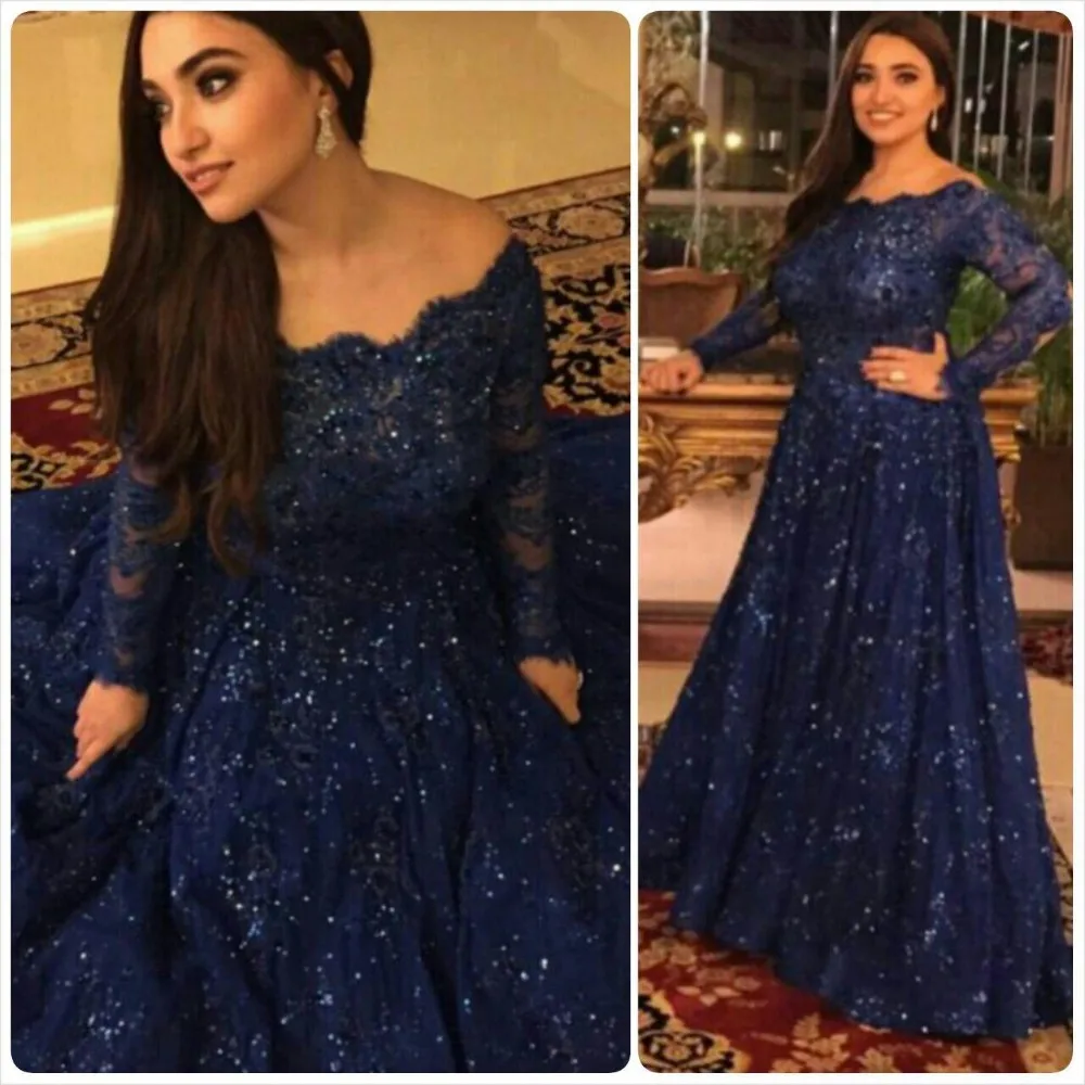 Evening Dresses 2017 Lace Formal Gowns For Wedding Navy Blue A-Line Evening Gowns Long Sleeves Vestido de Festa longo
Evening Dresses 2017 Lace Formal Gowns For Wedding Navy Blue A-Line Evening Gowns Long Sleeves Vestido de Festa longo
