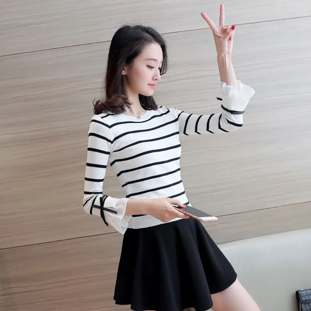 Korean version of the lotus leaf sleeve round neck pullover women's striped 7-point sleeve T-shirt was thin bottoming shirt
Korean version of the lotus leaf sleeve round neck pullover women's striped 7-point sleeve T-shirt was thin bottoming shirt