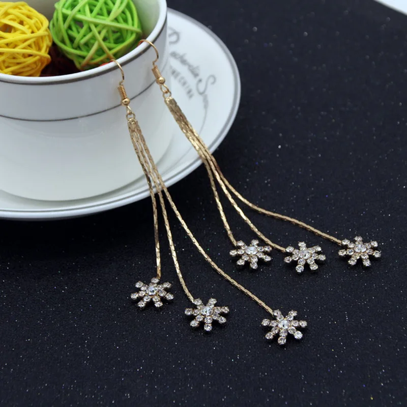 FUNIQUE Snowflake Tassel Drop Earrings Long Chain Tassel Drop Earrings Women Fashion 2018 Christmas Gifts Charm Jewelry
FUNIQUE Snowflake Tassel Drop Earrings Long Chain Tassel Drop Earrings Women Fashion 2018 Christmas Gifts Charm Jewelry