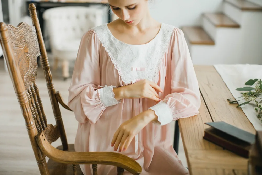 4697791011_1427161953