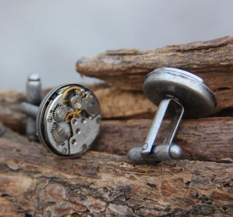 Original designer steam punk cufflink for men personality cufflink fashion accessory
Original designer steam punk cufflink for men personality cufflink fashion accessory