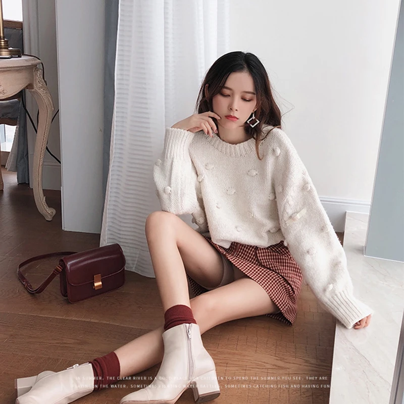 2019 MISHOW Autumn winter fashion soild sweater for women causal around neck long sleeve white knitting sweater tops MX18D5403
2019 MISHOW Autumn winter fashion soild sweater for women causal around neck long sleeve white knitting sweater tops MX18D5403