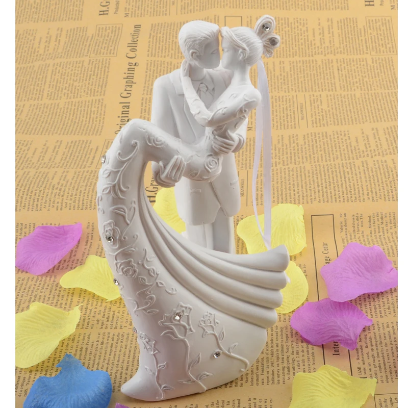 Bride And Groom Resin White Wedding Cake Topper Cake Stand Wedding Cake Accessories Wedding Decoration 
Bride And Groom Resin White Wedding Cake Topper Cake Stand Wedding Cake Accessories Wedding Decoration
