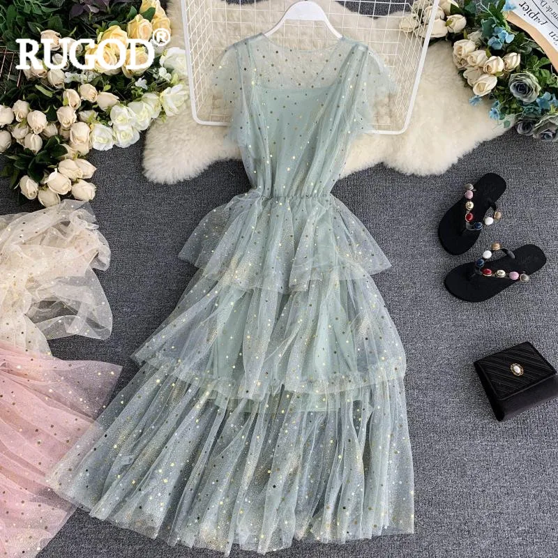 RUGOD New Sequined Mesh Cake Dress Women Fashion Candy Color V Neck Short Sleeve Ruffle Dress Party Dress 2019 Summer Vestidos
RUGOD New Sequined Mesh Cake Dress Women Fashion Candy Color V Neck Short Sleeve Ruffle Dress Party Dress 2019 Summer Vestidos