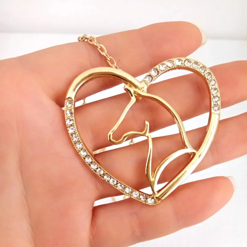 hzew Crystal heart - shaped horse pendant necklace brand necklace fashion jewelry
hzew Crystal heart - shaped horse pendant necklace brand necklace fashion jewelry