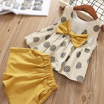 New 2019 Girls Clothes Set Summer baby clothes Chiffon short-sleeved T-shirt+Lattice Button Shorts 2Pcs Suit kids clothes
New 2019 Girls Clothes Set Summer baby clothes Chiffon short-sleeved T-shirt+Lattice Button Shorts 2Pcs Suit kids clothes