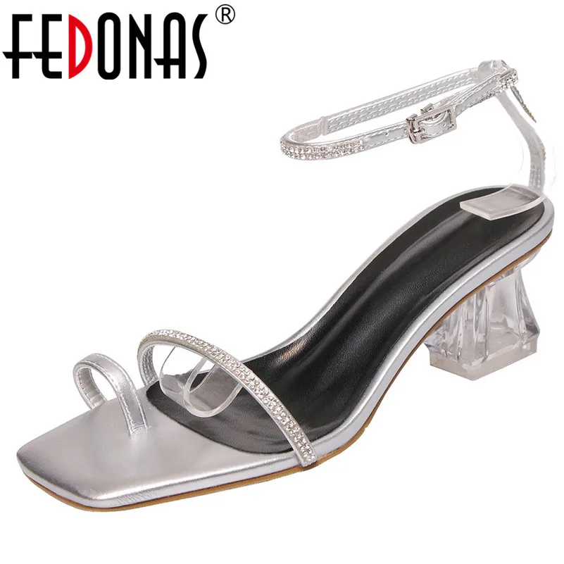 FEDONAS Fashion Concise Square Toe Strange Heels Women Sandals 2019 Summer New Silver Sheepskin Party Prom Office Shoes Woman
FEDONAS Fashion Concise Square Toe Strange Heels Women Sandals 2019 Summer New Silver Sheepskin Party Prom Office Shoes Woman