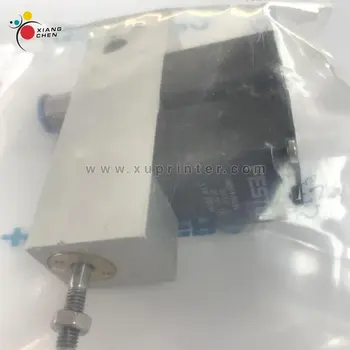 F7.335.001/01 Solenoid Valve DSM-10-4-P-SA Cylinder Valve Unit For Heidelberg Spare Parts
F7.335.001/01 Solenoid Valve DSM-10-4-P-SA Cylinder Valve Unit For Heidelberg Spare Parts