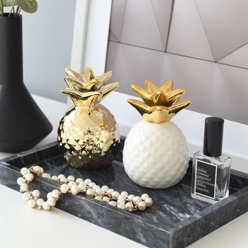 Luxury Gold Pineapple Figurines Ceramic Decorative Birthday Party Vanity Living Room Accessories Table Ornaments Coin Money Box 
Luxury Gold Pineapple Figurines Ceramic Decorative Birthday Party Vanity Living Room Accessories Table Ornaments Coin Money Box