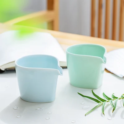 Fine Celadon Fair Cup Kung Fu Tea Set Ceramic Water drop shape Cha Hai GongdaoTeacup Japanese Style Tea Ceremony Accessories
Fine Celadon Fair Cup Kung Fu Tea Set Ceramic Water drop shape Cha Hai GongdaoTeacup Japanese Style Tea Ceremony Accessories