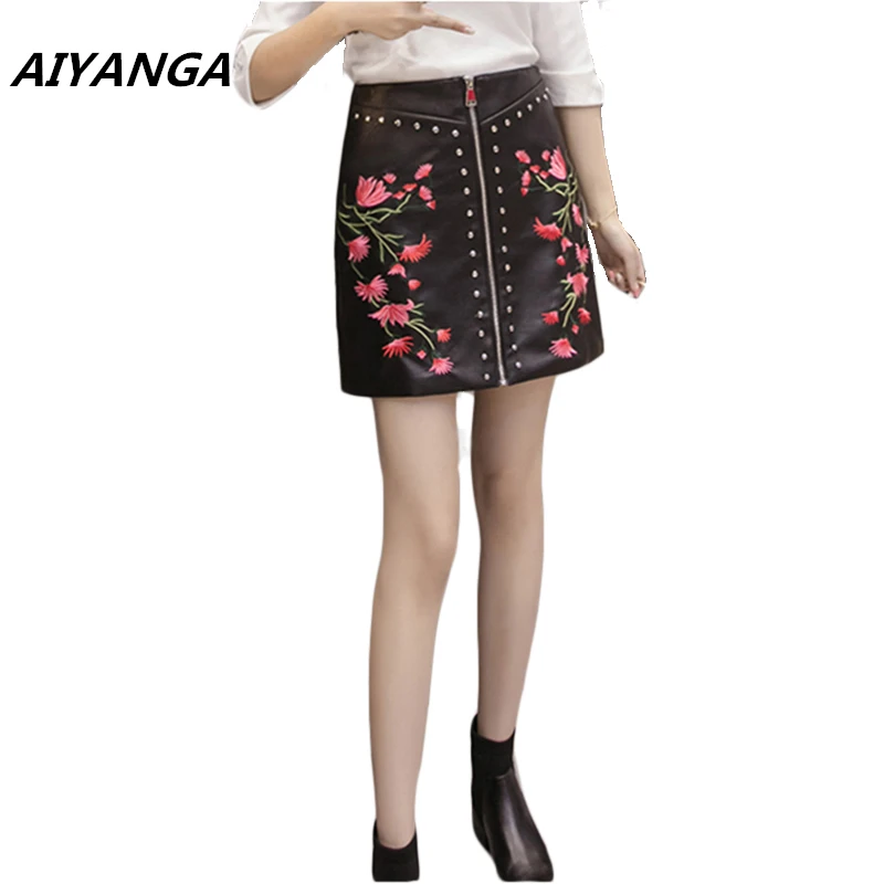 Autumn new PU Skirts for women high waist embroidery floral faux leather skirts sexy Pack hip fashion beading skirt female 2017
Autumn new PU Skirts for women high waist embroidery floral faux leather skirts sexy Pack hip fashion beading skirt female 2017