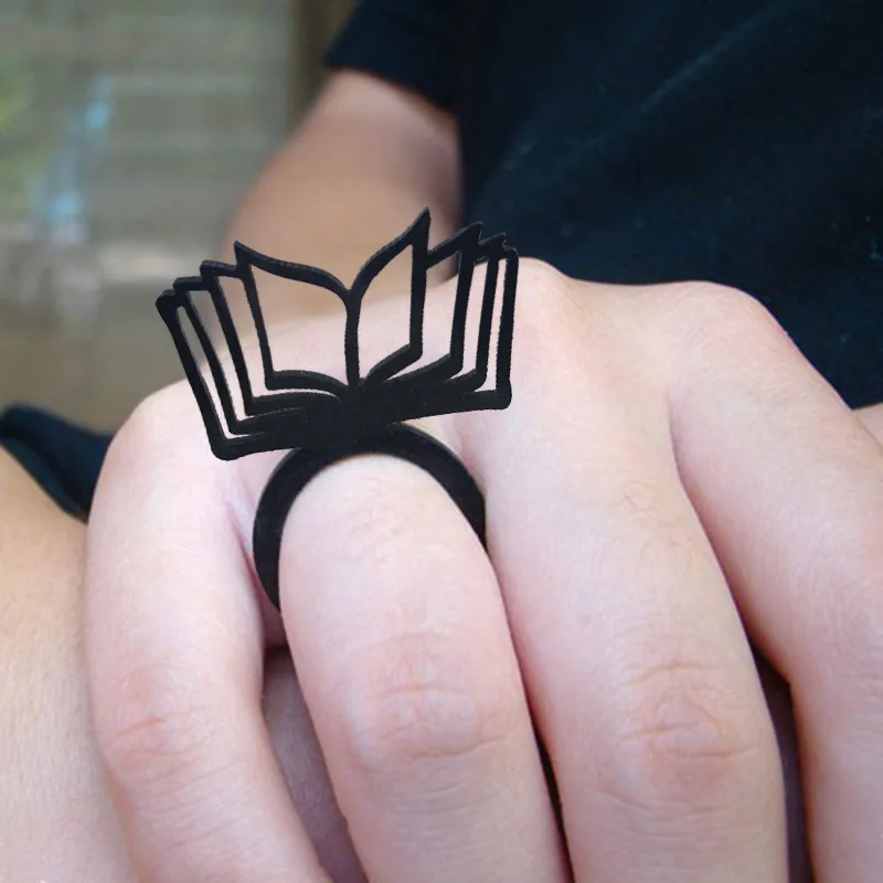 8Seasons New Fashion Black Color Irregular Acrylic Hollow Out 3D Open Book Ringd For Women Party Club Rings Jewelry Size 6-10
8Seasons New Fashion Black Color Irregular Acrylic Hollow Out 3D Open Book Ringd For Women Party Club Rings Jewelry Size 6-10