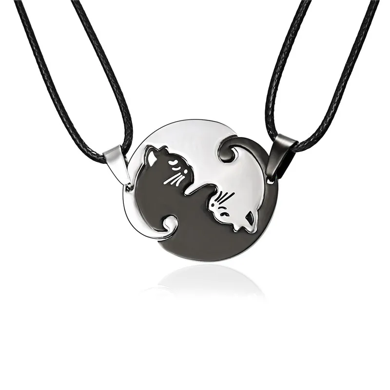 2018 Korean version of stainless leather rope cat black and white cat stitching pendant couple models personality Lovers pendant
2018 Korean version of stainless leather rope cat black and white cat stitching pendant couple models personality Lovers pendant