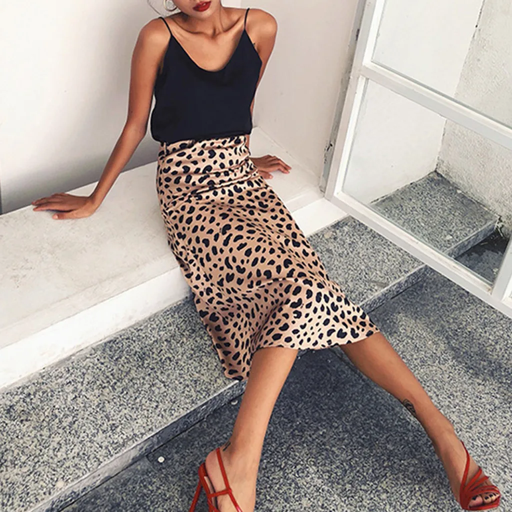 High Waist Leopard Midi Skirt Female Hidden Elasticized Waistband Silk Satin Skirts Slip Style Animal Print Skirt Women
High Waist Leopard Midi Skirt Female Hidden Elasticized Waistband Silk Satin Skirts Slip Style Animal Print Skirt Women