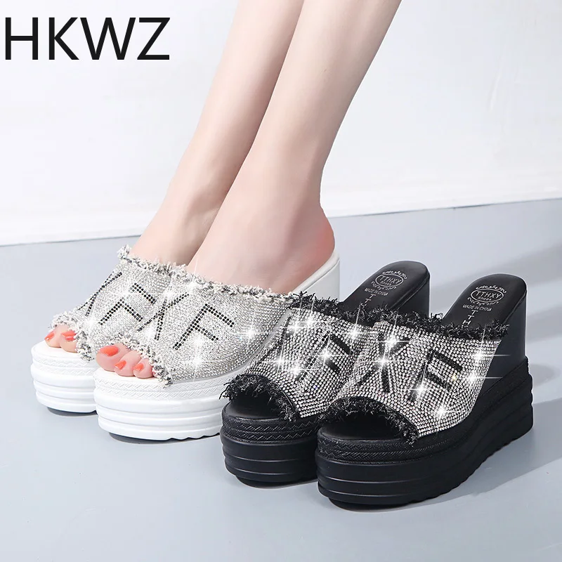 2019 new summer wear 11.5CM increase thick platform wild ladies sandals rhinestone slip sexy high-heeled banquet wedding sandals
2019 new summer wear 11.5CM increase thick platform wild ladies sandals rhinestone slip sexy high-heeled banquet wedding sandals