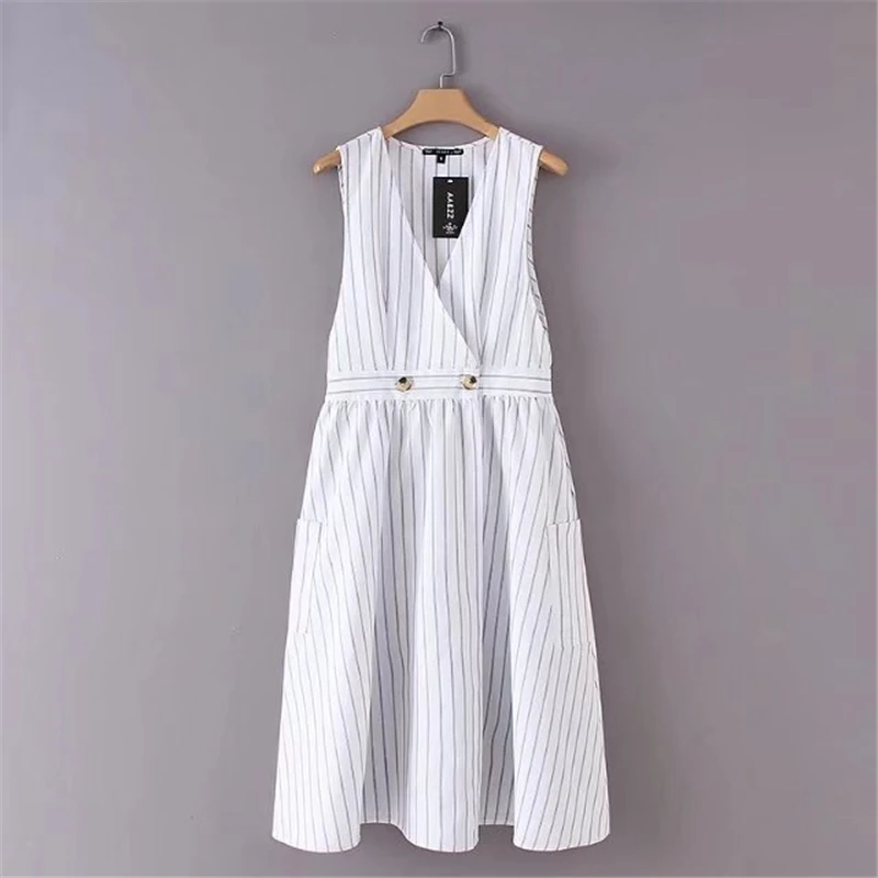 LUNDUNSHIJIA 2018 Women Summer V-neck Dress Sleeveless Stripe Dresses Feminino Vestidos
LUNDUNSHIJIA 2018 Women Summer V-neck Dress Sleeveless Stripe Dresses Feminino Vestidos