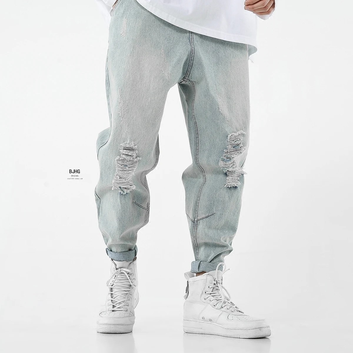 Europe and the United States hip-hop loose loose washed white light-colored hole jeans jeans tide male Harlan feet pants
Europe and the United States hip-hop loose loose washed white light-colored hole jeans jeans tide male Harlan feet pants