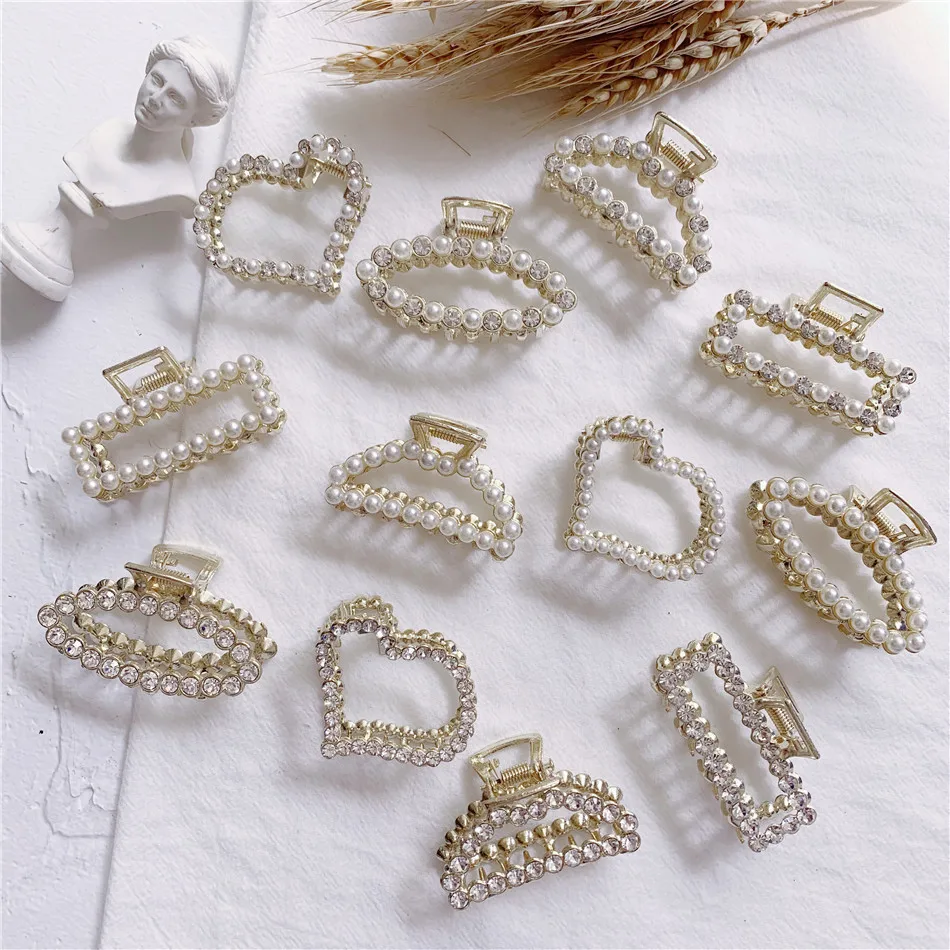 New Korean Fashion Pearl Diamond Luxury Girl Hair Clip Elegant Princess Wedding Hairpin Hair Barrettes Accessories
New Korean Fashion Pearl Diamond Luxury Girl Hair Clip Elegant Princess Wedding Hairpin Hair Barrettes Accessories