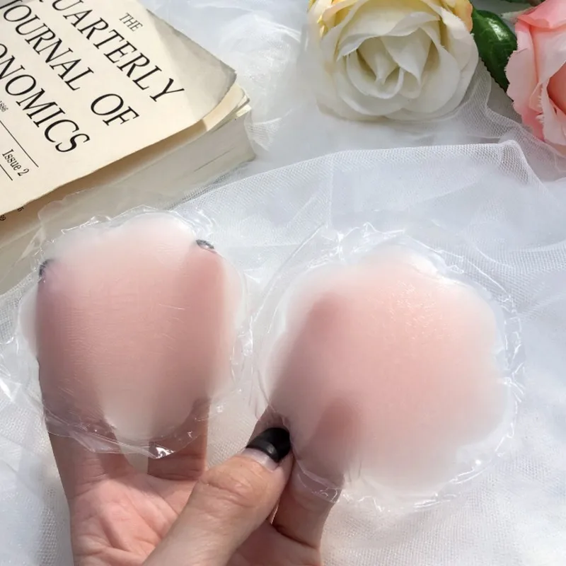 1Pair Round Flower Shape Reusable Self-Adhesive Nipple Cover Bra Silicone Breast Petals Natural Color One Size Nipple Lingerie
1Pair Round Flower Shape Reusable Self-Adhesive Nipple Cover Bra Silicone Breast Petals Natural Color One Size Nipple Lingerie