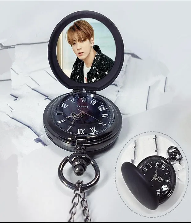 kpop new 2019 Antique Vintgae Bangtan Boys fashion Quartz Necklace Pendant Christmas Gift
kpop new 2019 Antique Vintgae Bangtan Boys fashion Quartz Necklace Pendant Christmas Gift