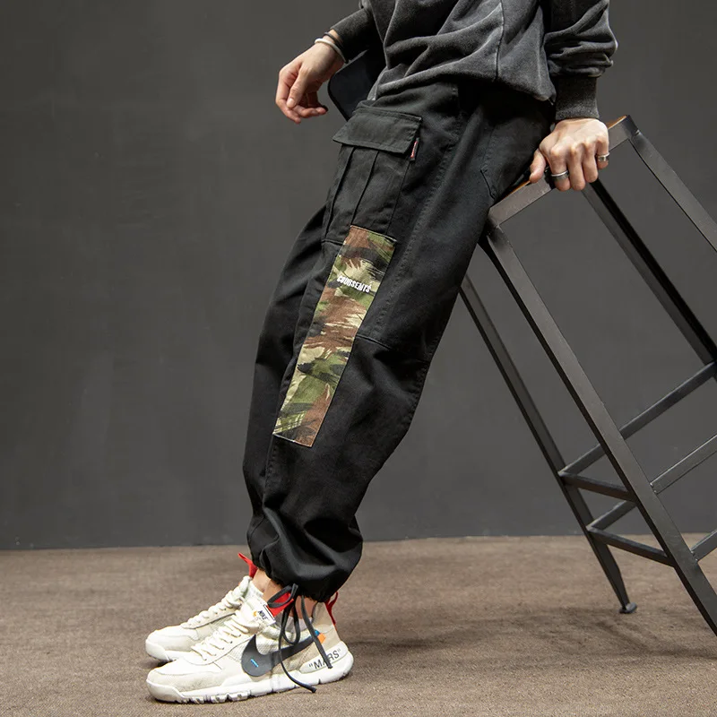 Patchwork Camo Cargo Pants Men 2019 Fashion Baggy Tactical Trouser Male Hip Hop Casual Cotton Multi Pockets Pants Streetwear
Patchwork Camo Cargo Pants Men 2019 Fashion Baggy Tactical Trouser Male Hip Hop Casual Cotton Multi Pockets Pants Streetwear