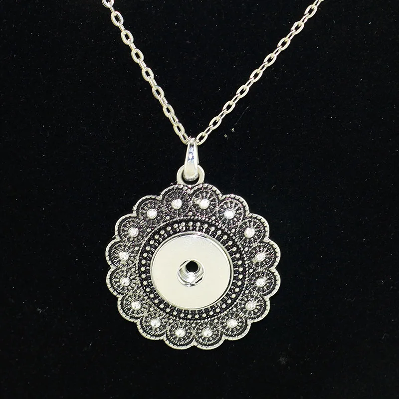10Pcs/Lot Snap Jewelry Crystal Necklace Pendants Snap Button Necklace with Chains fit 18mm Snap Button Jewelry For Women PT01
10Pcs/Lot Snap Jewelry Crystal Necklace Pendants Snap Button Necklace with Chains fit 18mm Snap Button Jewelry For Women PT01
