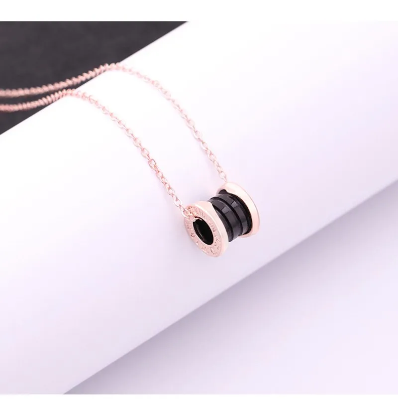 Fashion Classic ceramic pendant necklace women Christmas gift Little red man titanium steel necklace gift for lovers necklace
Fashion Classic ceramic pendant necklace women Christmas gift Little red man titanium steel necklace gift for lovers necklace