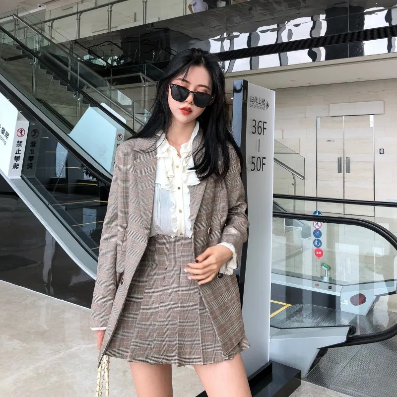 CBAFU women suits jacket skirt pants 3 pieces set plaid loose coats outwear high waist mini skirt long pants office lady N790
CBAFU women suits jacket skirt pants 3 pieces set plaid loose coats outwear high waist mini skirt long pants office lady N790