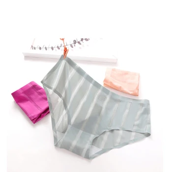 2pcs/set briefs seamless transparent panties Ice silk stripe Simple Breathable Briefs panties for women Seamless Panties shorts
2pcs/set briefs seamless transparent panties Ice silk stripe Simple Breathable Briefs panties for women Seamless Panties shorts