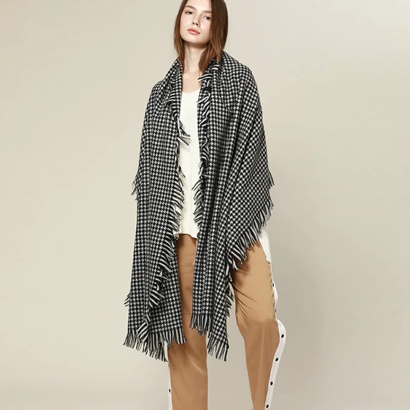 Solid Love Classic Elements Houndstooth Scarf Shawl Wool Scarf Female Dual Purpose Large Thick Warm Spring and Winter
Solid Love Classic Elements Houndstooth Scarf Shawl Wool Scarf Female Dual Purpose Large Thick Warm Spring and Winter