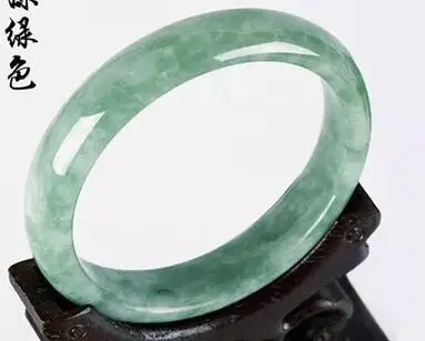 VC96 fashion bracelets with box
VC96 fashion bracelets with box