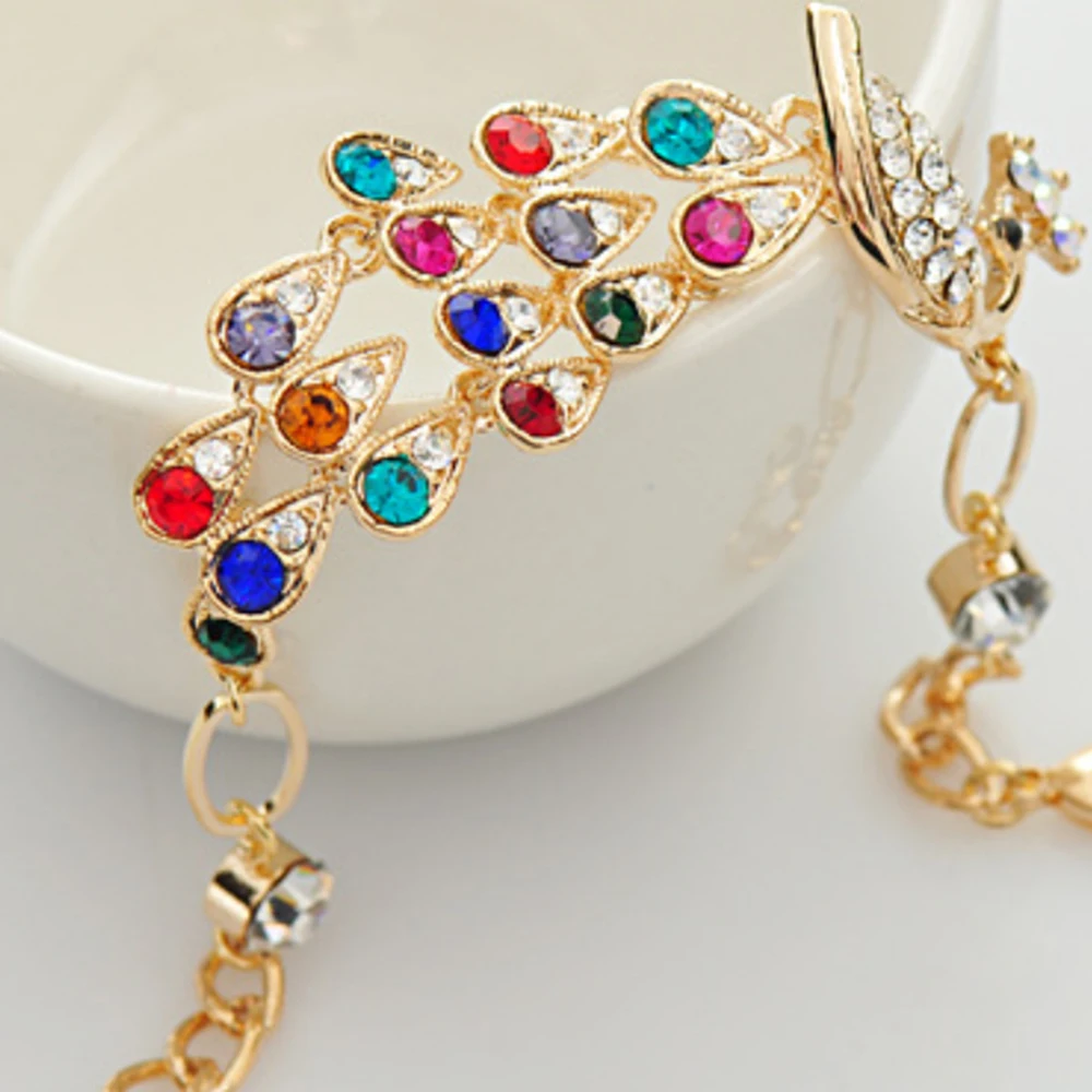 2019 Fashion Charm Gold Alloy Colorful Peacock Bracelet Rainbow Bangles Crystal Jewelry Braclet for Women Gift
2019 Fashion Charm Gold Alloy Colorful Peacock Bracelet Rainbow Bangles Crystal Jewelry Braclet for Women Gift