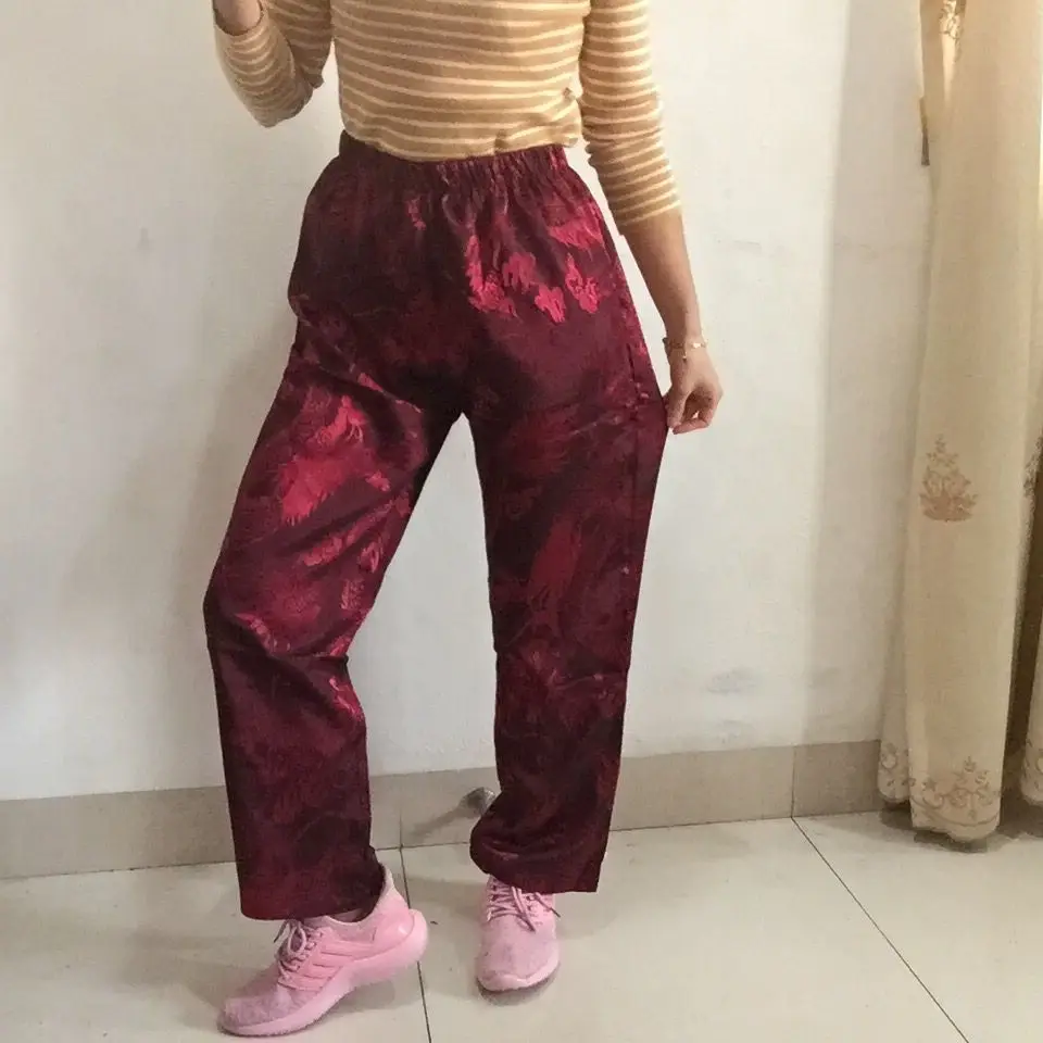 Korean Ulzzang Girl Elastic High Waist Dragon Embroidery Loose Straight Full Pant Satin Silk Hiphop Trouser Streetwear Harajuku
Korean Ulzzang Girl Elastic High Waist Dragon Embroidery Loose Straight Full Pant Satin Silk Hiphop Trouser Streetwear Harajuku