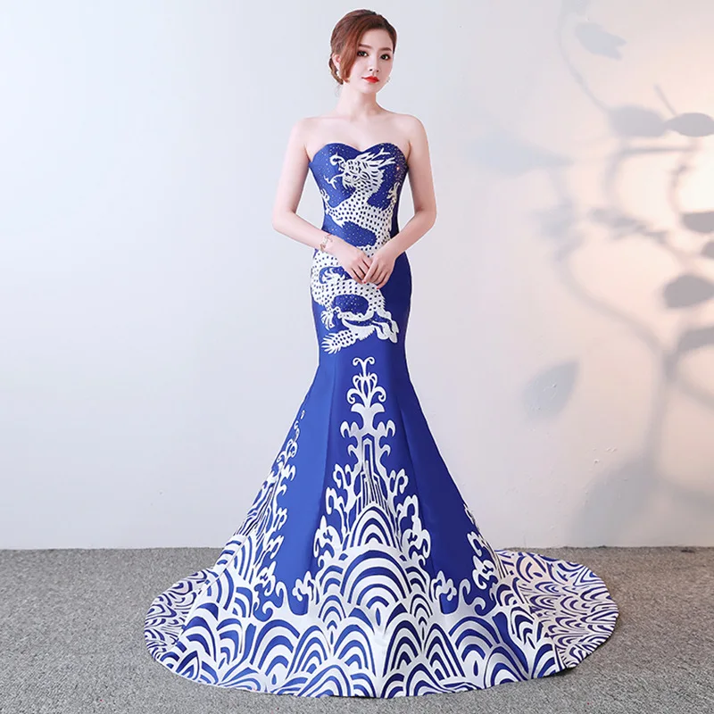 Elegant Blue Porcelain Chinese Sexy Traditional Oriental Evening Dress Women For Wedding Party Backless Cheongsam Free Custom
Elegant Blue Porcelain Chinese Sexy Traditional Oriental Evening Dress Women For Wedding Party Backless Cheongsam Free Custom