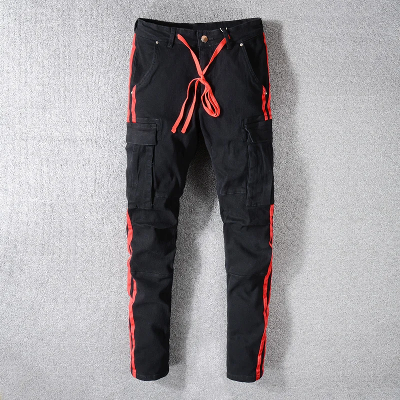 American Streetwear Men Jeans Black Big Pocket Denim Cargo Pants Drawstring Red Stripe Printed Jeans Slim Fit Hip Hop Jeans Men 
American Streetwear Men Jeans Black Big Pocket Denim Cargo Pants Drawstring Red Stripe Printed Jeans Slim Fit Hip Hop Jeans Men