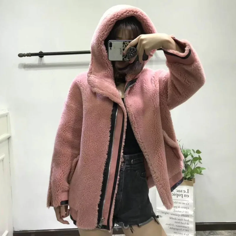 pink coat short women winter natural real sheep fur jacket 4color coat hooded with geniune wool fur parka plus size overcoat
pink coat short women winter natural real sheep fur jacket 4color coat hooded with geniune wool fur parka plus size overcoat